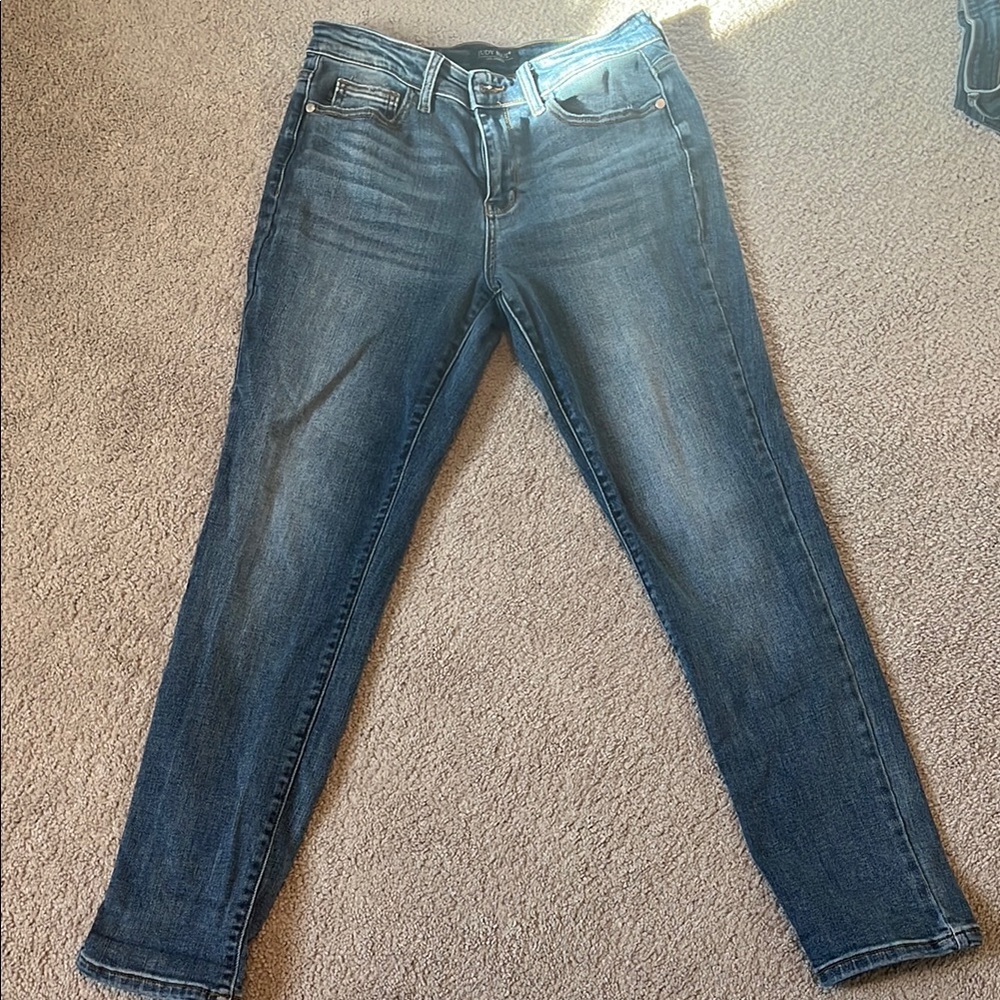 Judy Blue Women's Blue Jeans